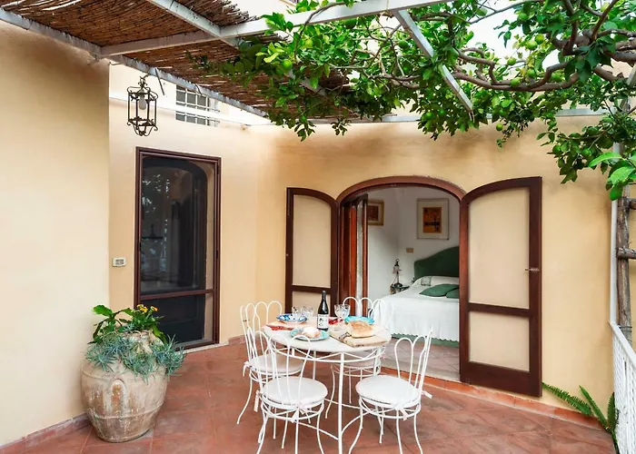 Casa Claudius Positano - Sea View, Peaceful Outdoor Private Garden 度假居 *