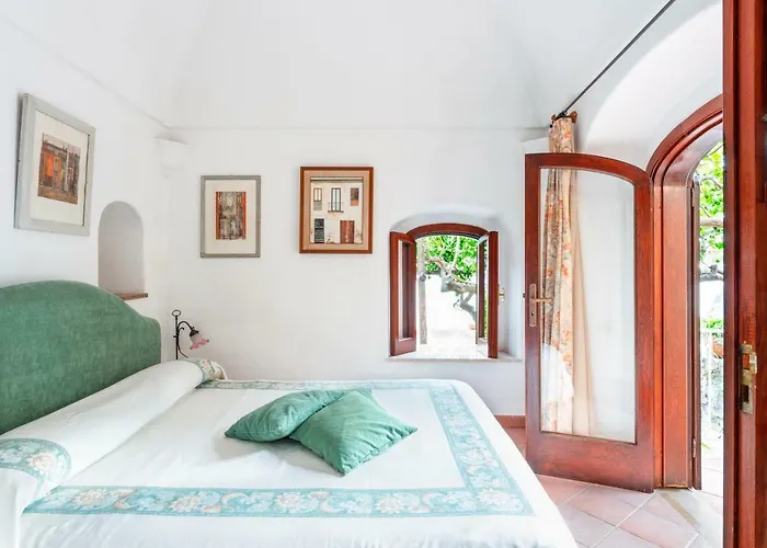 Casa Claudius Positano - Sea View, Peaceful Outdoor Private Garden *